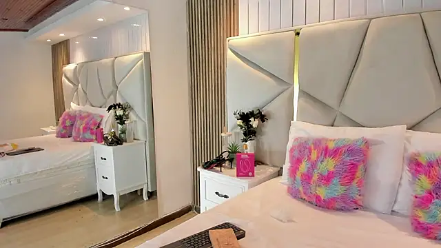 SweetKata  online show from 01-31-26, 07:11