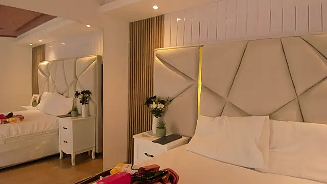 SweetKata  online show from 02-11-26, 07:19