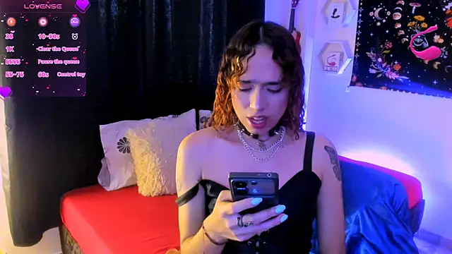 AdelineEsposito online show from 11-08-25, 09:46