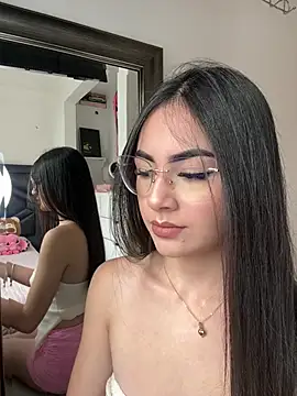 IslaCole online show from 01-15-26, 08:34