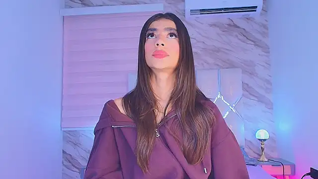 Snapshot of ellisrossi chatting on 11-12-25, 12:05 ellisrossi online show from 11-12-25, 12:05