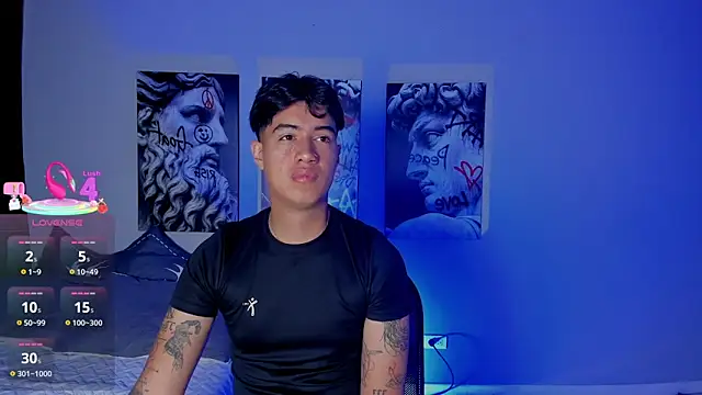 Snapshot of PabloCast_ chatting on 10-31-25, 11:22 PabloCast  online show from 10-31-25, 11:22