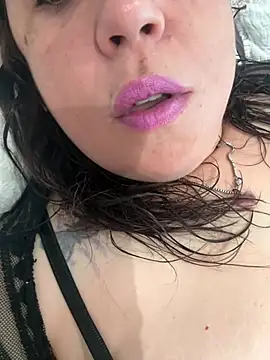 Rheetnena1 online show from 01-14-26, 02:55