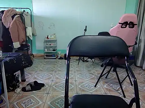 May2k2 online show from 10-26-25, 01:11