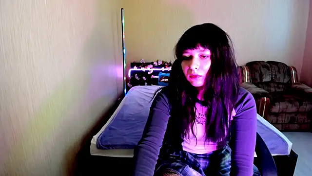 Quietdaisy online show from 10-24-25, 10:22