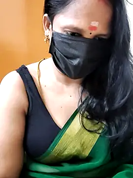 Snapshot of tamilammu1431 chatting on 05-31-26, 06:09 tamilammu1431 online show from 05-31-26, 06:09