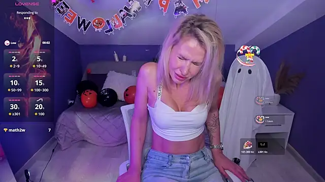 MadamMilly  online show from 10-31-25, 06:58