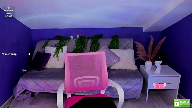 MadamMilly  online show from 11-15-25, 06:22