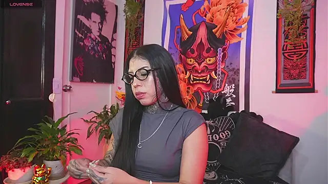 Dalia Vorhees online show from 08-06-26, 02:13