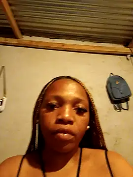 Snapshot of 09slambitch chatting on 11-03-25, 08:32 09slambitch online show from 11-03-25, 08:32