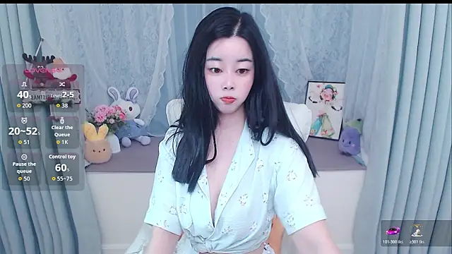 Snapshot of Xiaodie-baby chatting on 05-09-26, 02:50 Xiaodie-baby online show from 05-09-26, 02:50