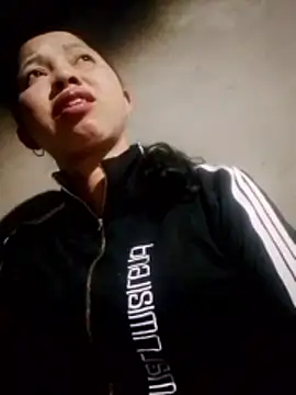 TRIEUTRIEU20 online show from 03-18-26, 02:31