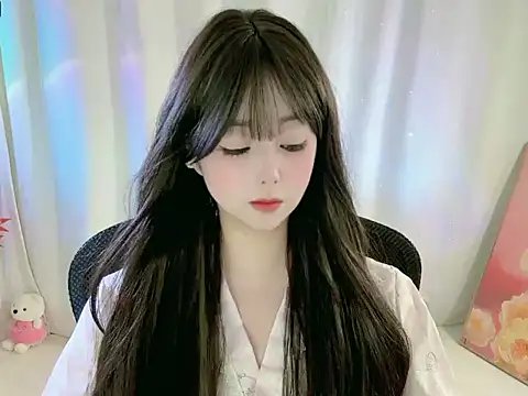 Clover zizi online show from 12-17-25, 07:25