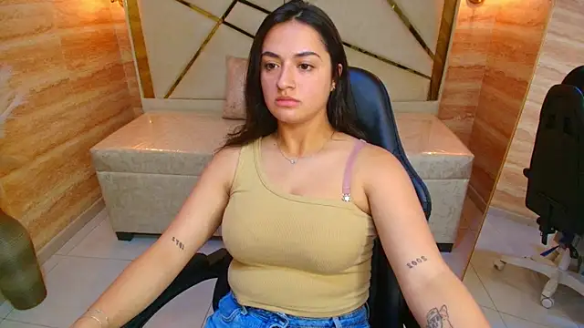 rachel r  online show from 10-23-25, 01:43