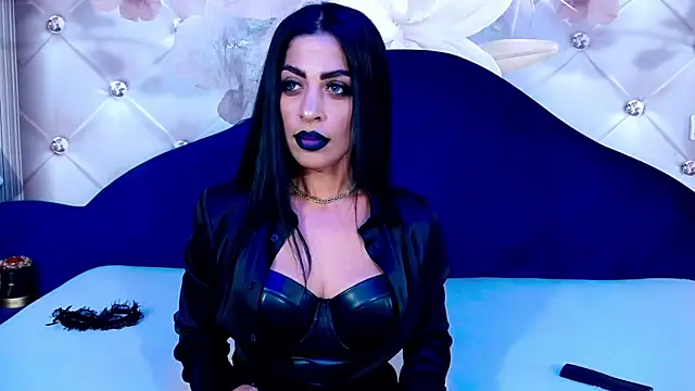 NoirKaylah online show from 10-28-25, 09:17