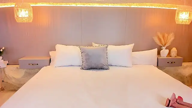 AmyColman  online show from 03-21-26, 11:59