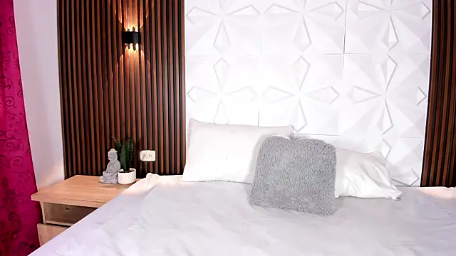 AmyColman  online show from 06-26-26, 12:09