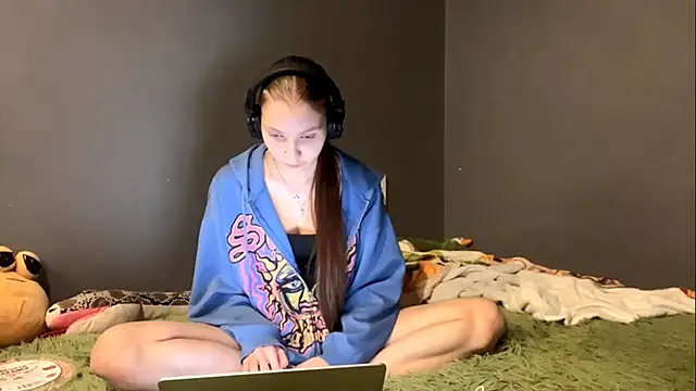 Softixq online show from 11-24-25, 04:07