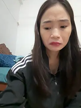 Snapshot of Pig_pig11 chatting on 11-02-25, 03:47 Pig pig11 online show from 11-02-25, 03:47