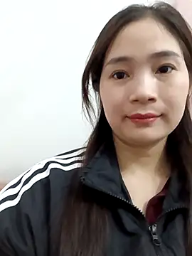 Snapshot of Pig_pig11 chatting on 12-03-25, 12:40 Pig pig11 online show from 12-03-25, 12:40