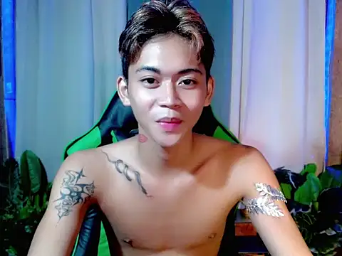AsianCuteGuy21 online show from 11-13-25, 08:13