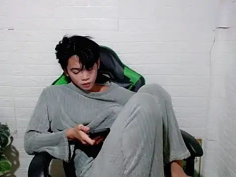 AsianCuteGuy21 online show from 04-05-26, 05:10