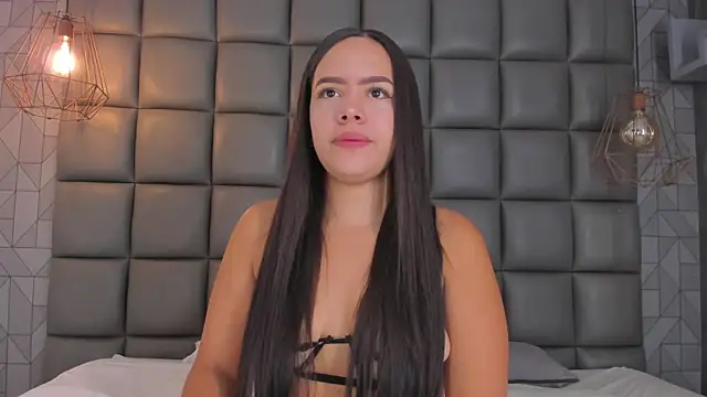 dannavelvet online show from 12-18-25, 01:06