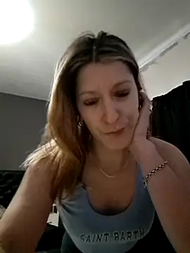 Snapshot of Katyfoxie chatting on 11-01-25, 10:12 Katyfoxie online show from 11-01-25, 10:12