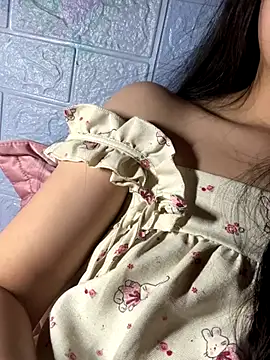 Snapshot of Ruby_68 chatting on 11-10-25, 04:17 Ruby 68 online show from 11-10-25, 04:17