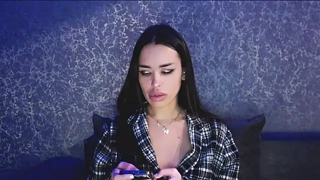 velvetveyraX online show from 01-09-26, 03:15