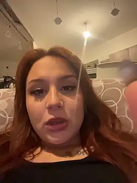 Snapshot of katerina017 chatting on 10-28-25, 04:31 katerina017 online show from 10-28-25, 04:31