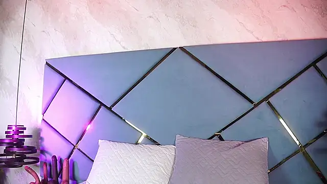  giggy 2 online show from 12-22-25, 12:13