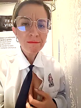 Valentina--1 online show from 02-28-26, 11:00