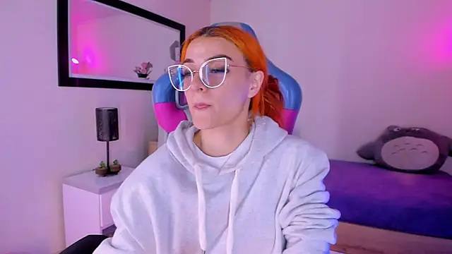 celeste blazze  online show from 02-17-26, 04:46