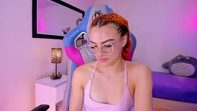 celeste blazze  online show from 02-18-26, 04:14