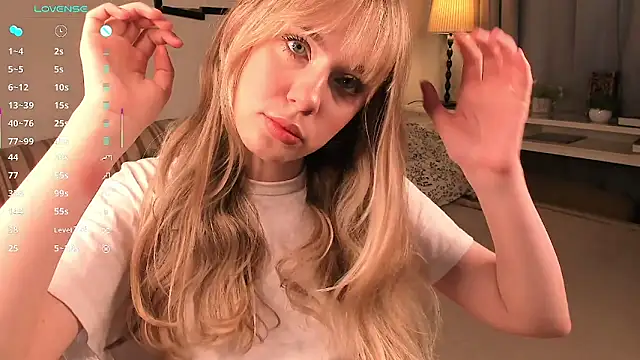 TessaStruble online show from 12-19-25, 09:27