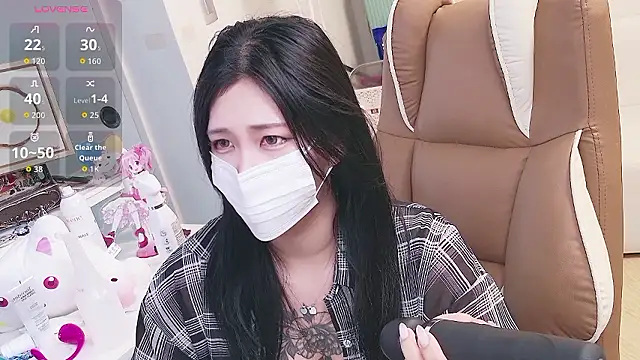 Milk Sola online show from 05-28-26, 10:23