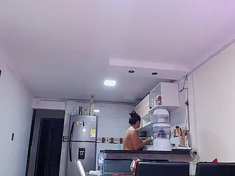 Caroline Jons online show from 11-30-25, 11:14