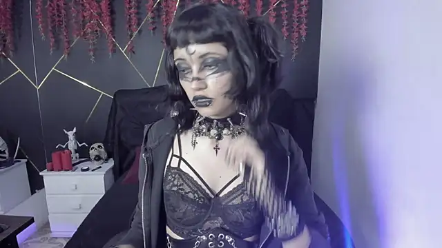 Yueeclipsa online show from 10-29-25, 12:02