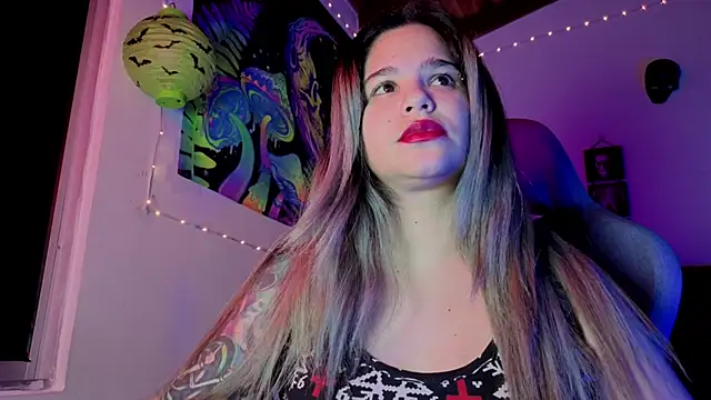 AshGraven online show from 12-22-25, 03:03