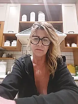 susylux online show from 04-25-26, 10:51