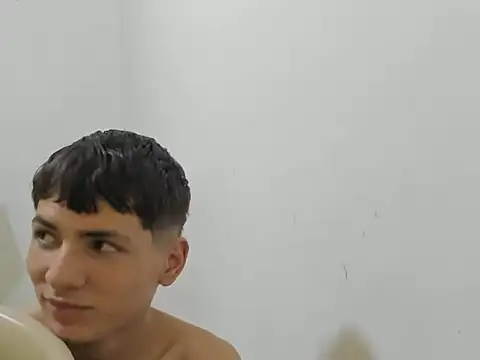 Snapshot of jhon_bo chatting on 10-24-25, 01:46 jhon bo online show from 10-24-25, 01:46