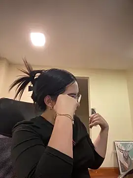 Kloe Novoa online show from 02-28-26, 01:45