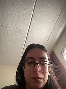 Kloe Novoa online show from 04-26-26, 02:59