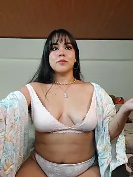 Snapshot of Ariane_Elisse_ chatting on 11-02-25, 07:27 Ariane Elisse  online show from 11-02-25, 07:27