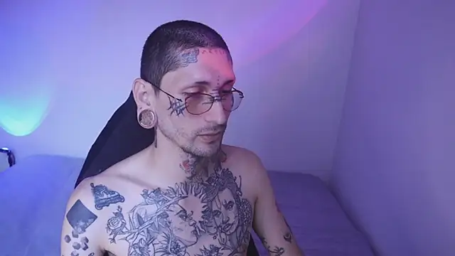 Snapshot of TokyoHatsumoto chatting on 11-21-25, 09:57 TokyoHatsumoto online show from 11-21-25, 09:57