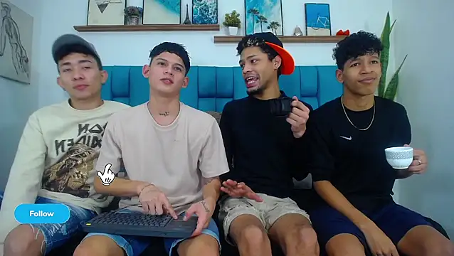 Hot Boys Latinos X online show from 04-25-26, 05:10