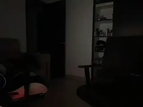 Snapshot of lionandreough chatting on 11-01-25, 01:40 lionandreough online show from 11-01-25, 01:40