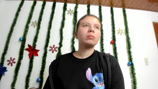 Vanessa Martinz online show from 11-27-25, 12:18