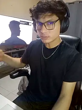 Ais B10 online show from 11-26-25, 03:40